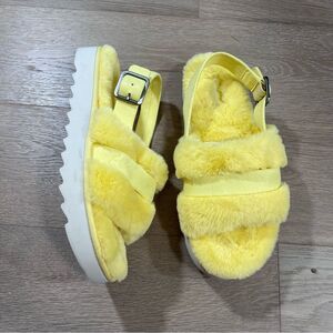 Koolaburra by Uggs Yellow Fuzz’d Out Slipper Sandal Slides 8